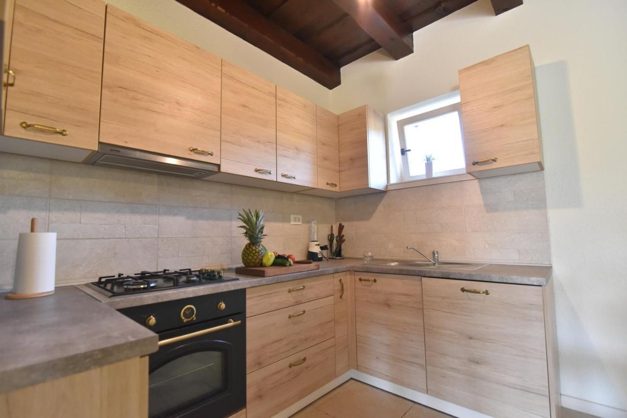 Vacation Home Mate Ceko Sukošan Dış mekan fotoğraf